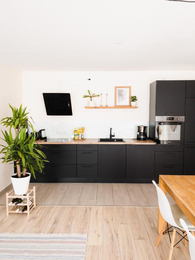 Exklusiv 72Qm Fewo Im Herzen Detmolds, Terrasse Und Kostenloser Parkplatz Bagian luar foto
